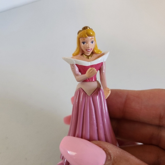 Sleeping Beauty Aurora Pink Dress Disney Figurines Cake Topper Action Figure PVC - Picture 2 of 5